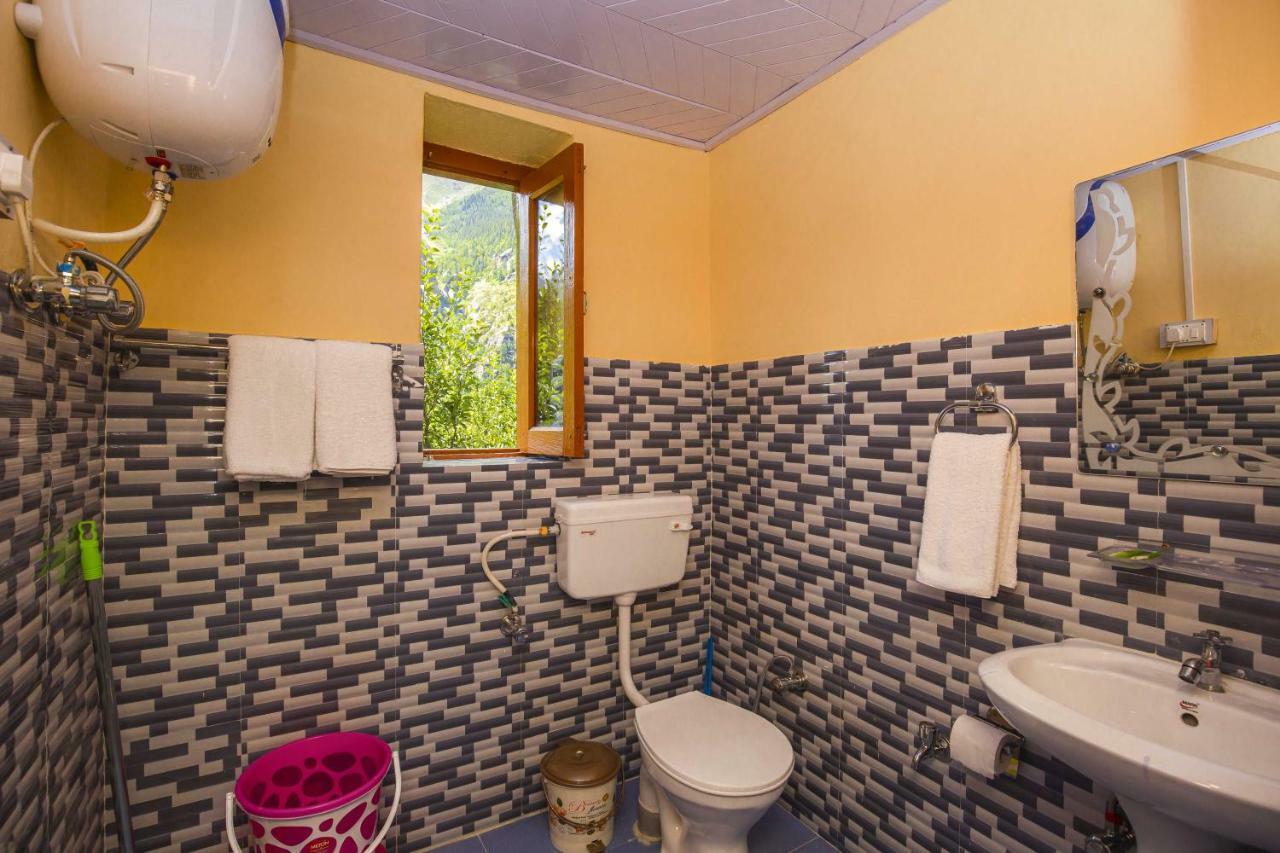 Zostel Homes Rakchham Saturang Exterior photo
